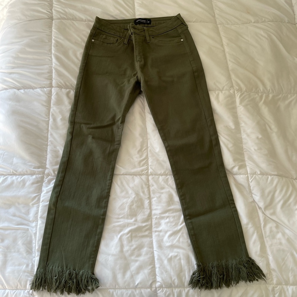 Olive flare fringe jeans🕊